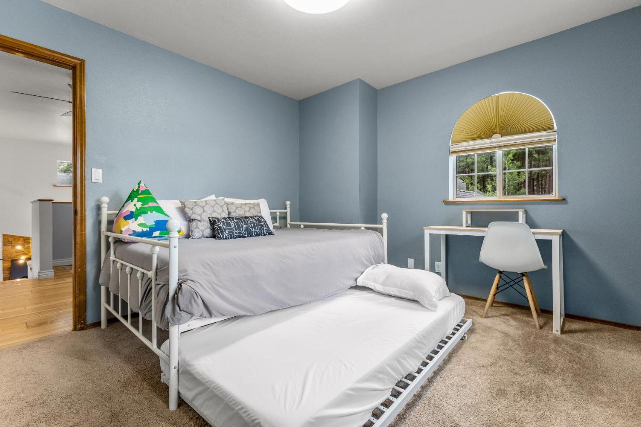 Family Friendly Escape~ Close To Downtown ~Airport ~Sedona & Grand Canyon Flagstaff Exteriér fotografie